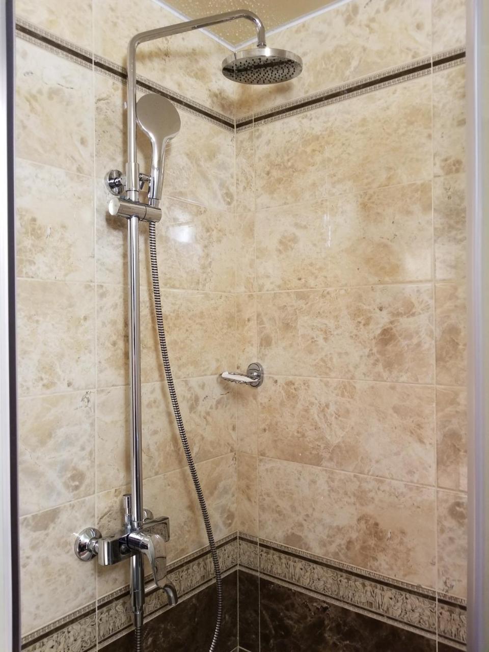2Х Комнатная С Ремонтом В Центре.Renovated, Center Apartament Khmelʼnytsʼkyy Zewnętrze zdjęcie